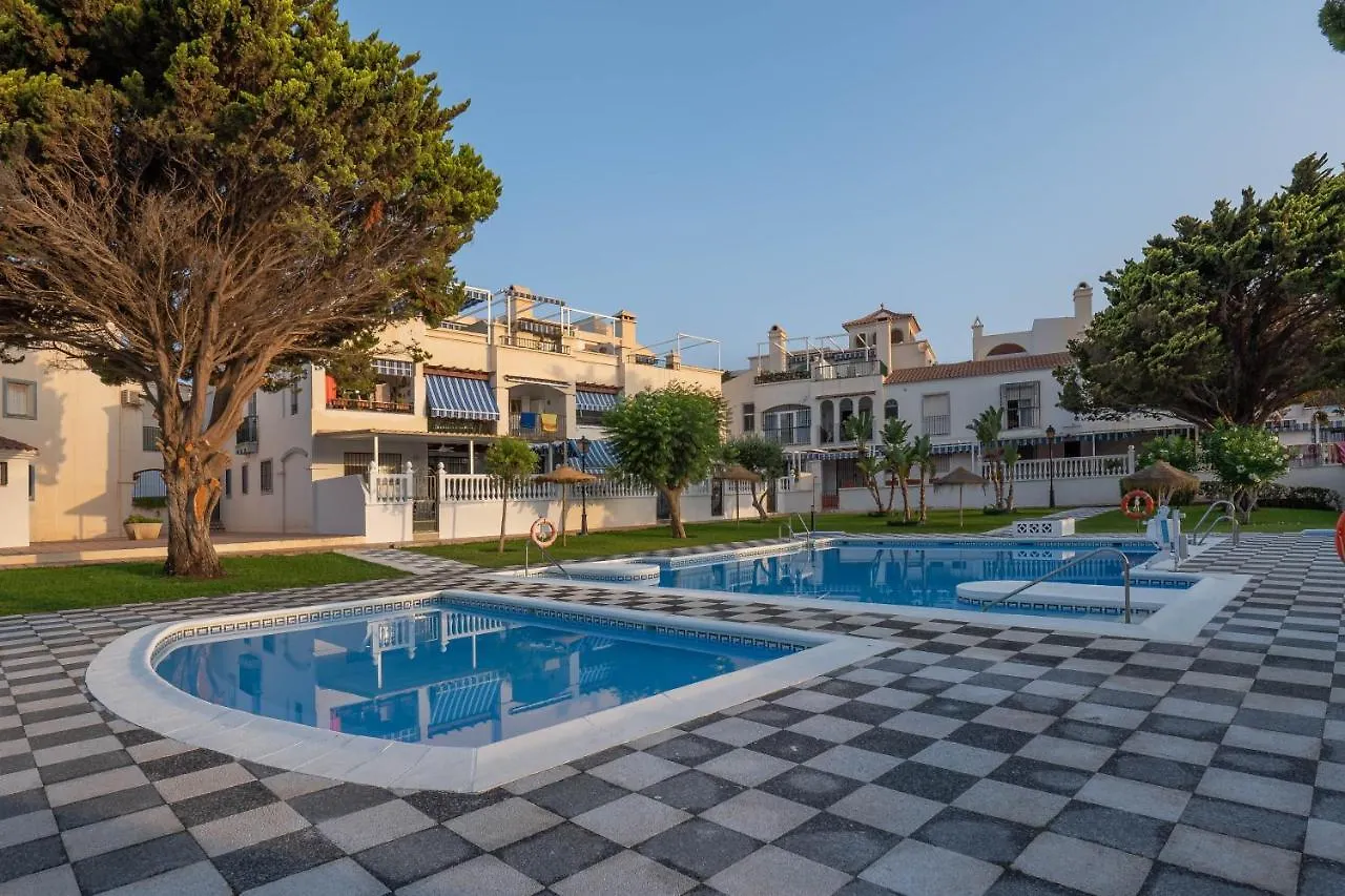 Villa Duplex La Perla De Andalucia Calahonda 0*,